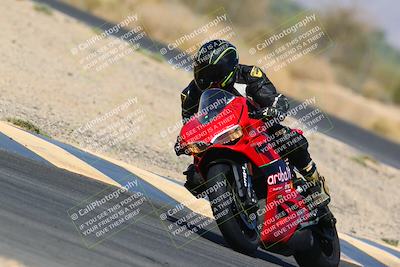 media/Mar-28-2022-Superbike Trackdays (Mon) [[b8603d0f67]]/Open Track Time/Turn 7/